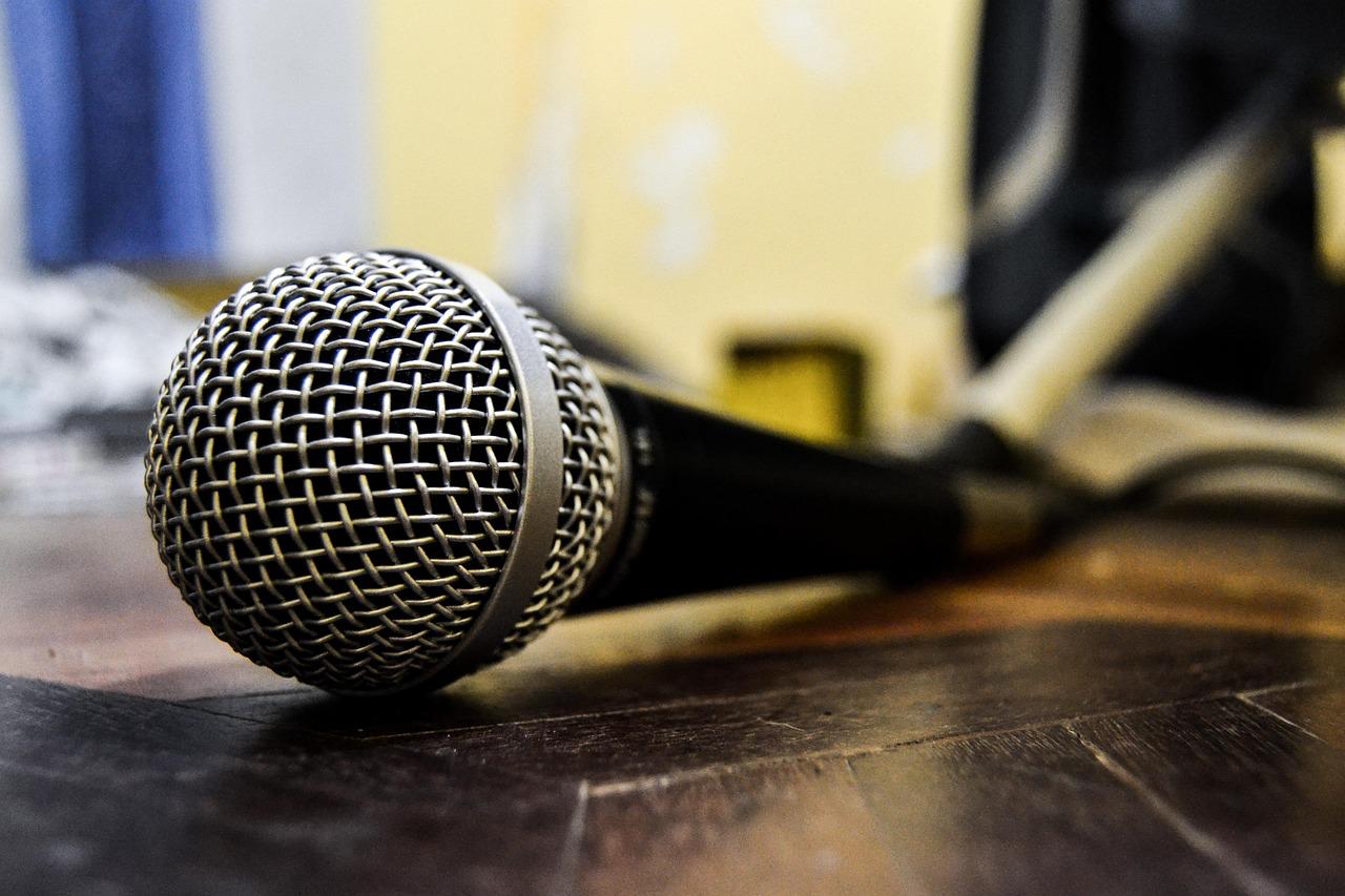Adulti e Rap: l'importanza di educare i giovani all'ascolto
